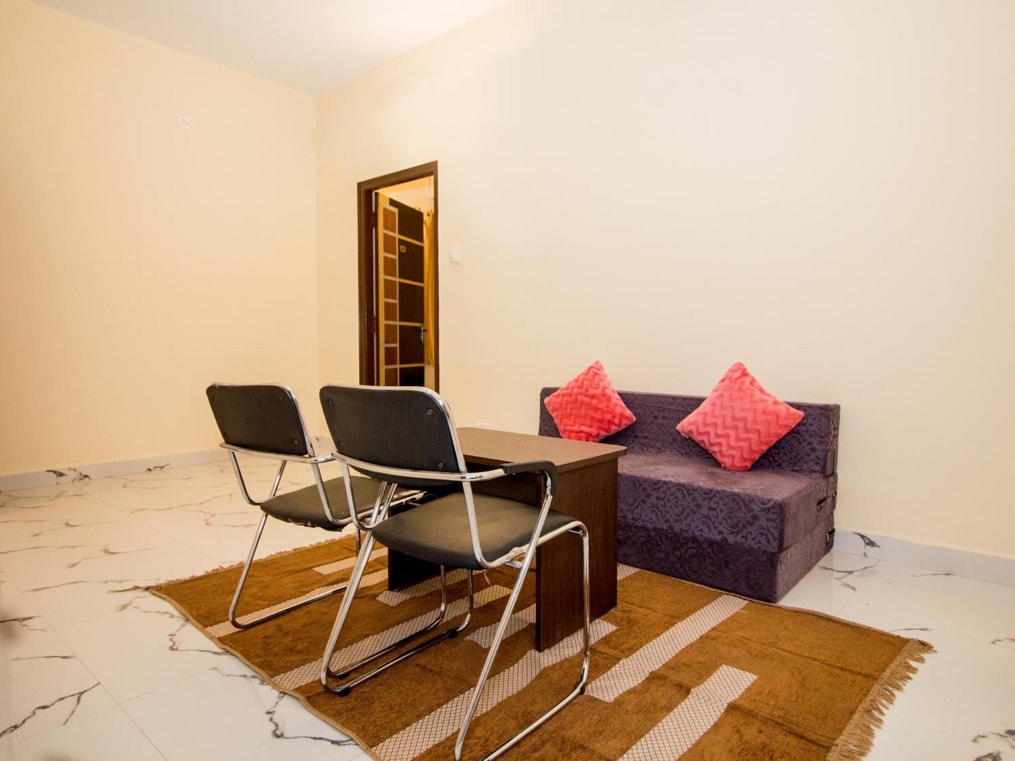 Pearl Suites, ตีรูปาติ ภายนอก รูปภาพ