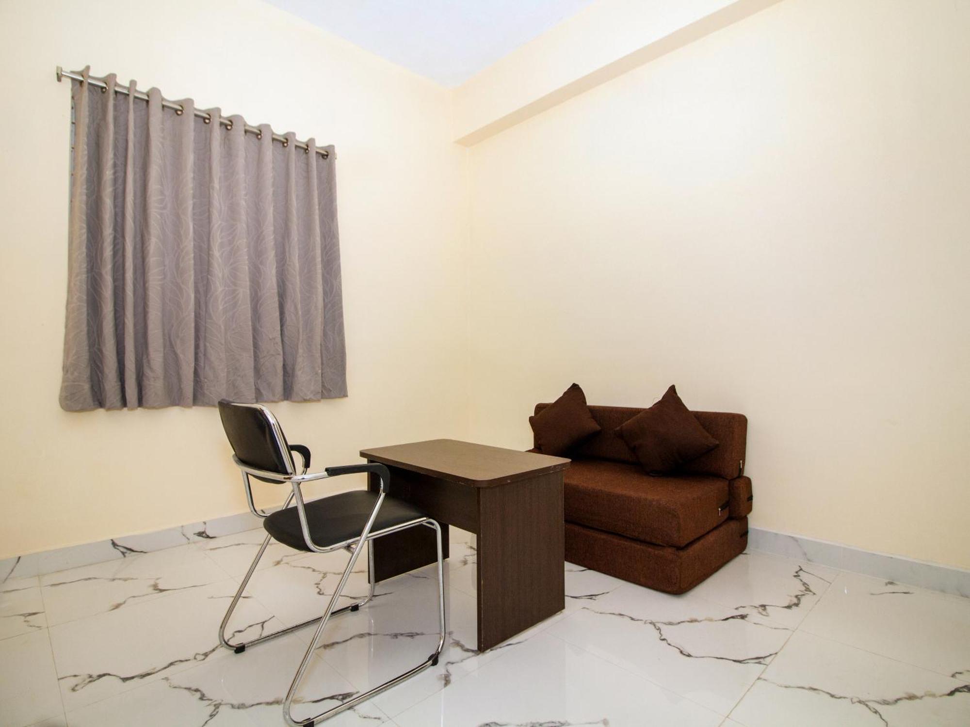 Pearl Suites, ตีรูปาติ ภายนอก รูปภาพ