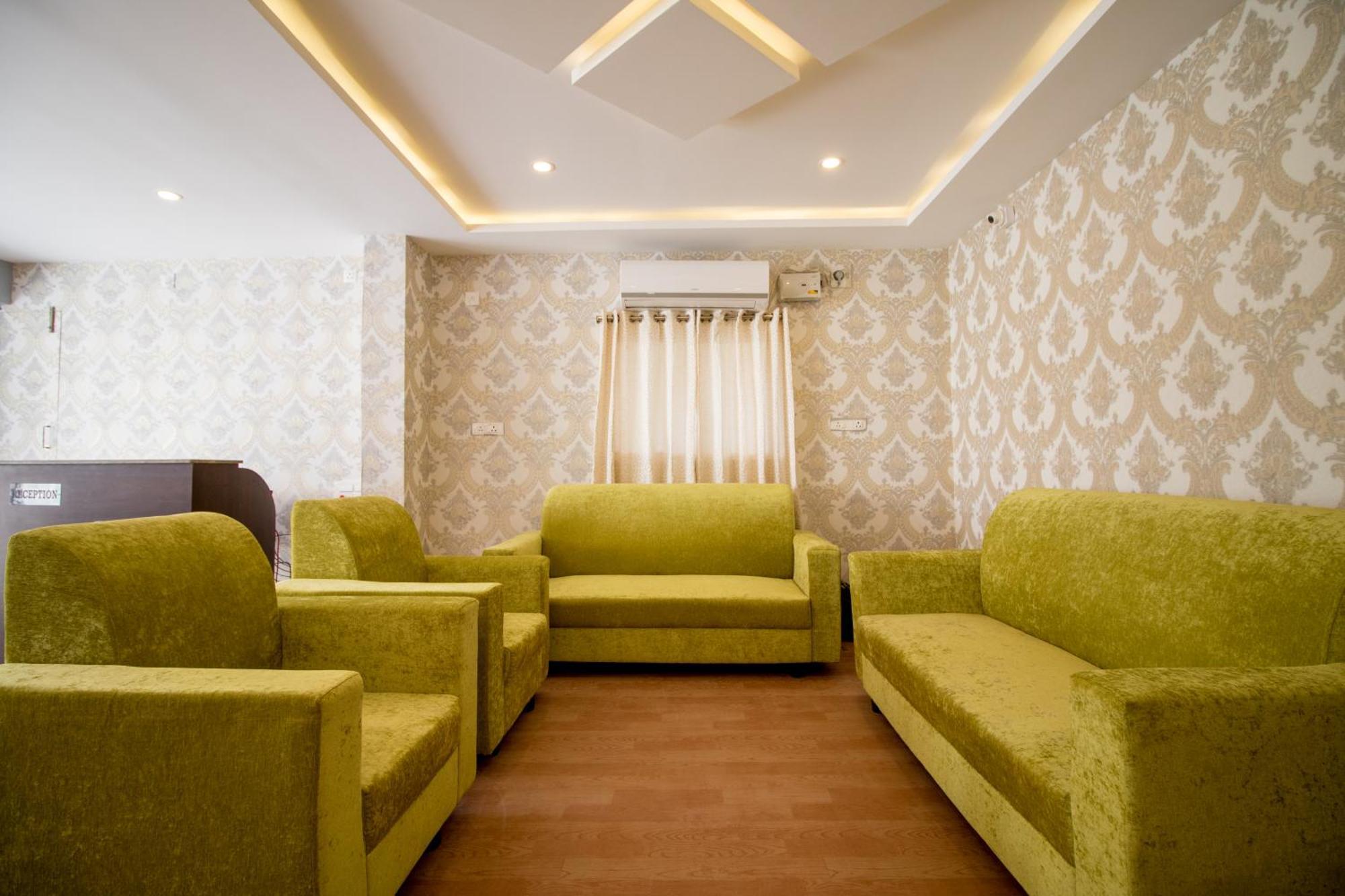 Pearl Suites, ตีรูปาติ ภายนอก รูปภาพ